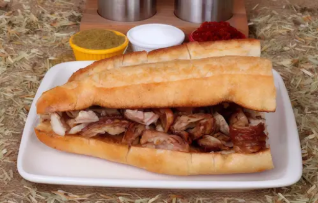 Yarım Ekmek Arası İri Kıyım Kokoreç (İzmir Usulü)