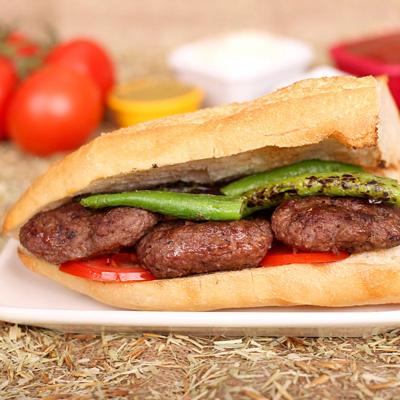 Yarım Ekmek Arası Köfte