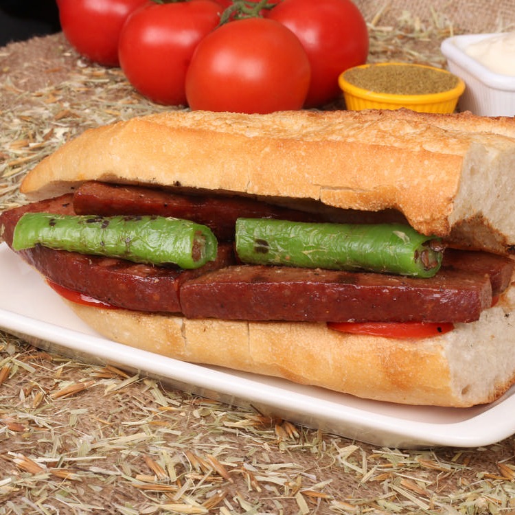 Yarım Ekmek Arası Sucuk